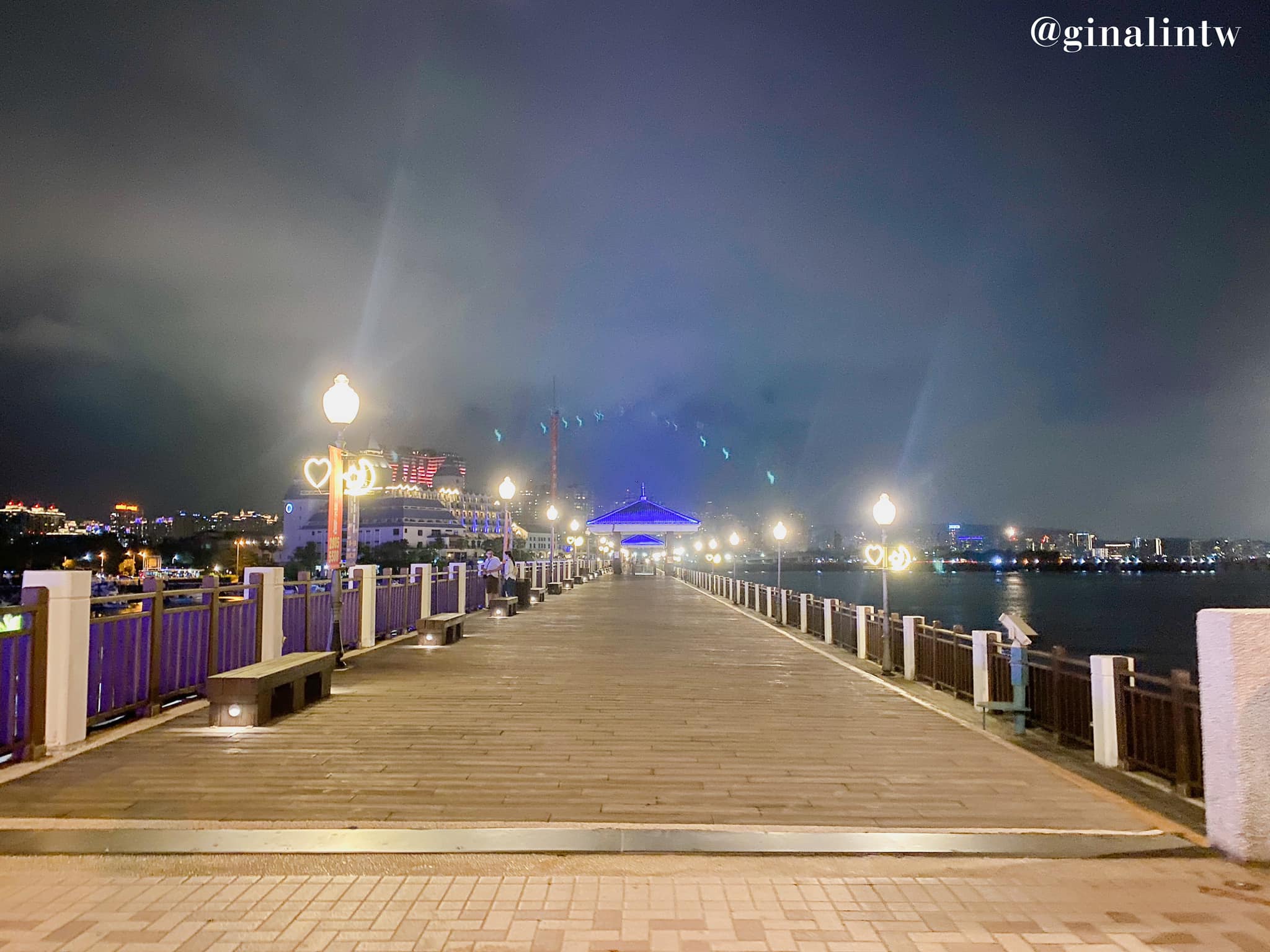 【2023淡水漁人碼頭】情人橋、河岸超美夜景、街頭演唱 @GINA環球旅行生活