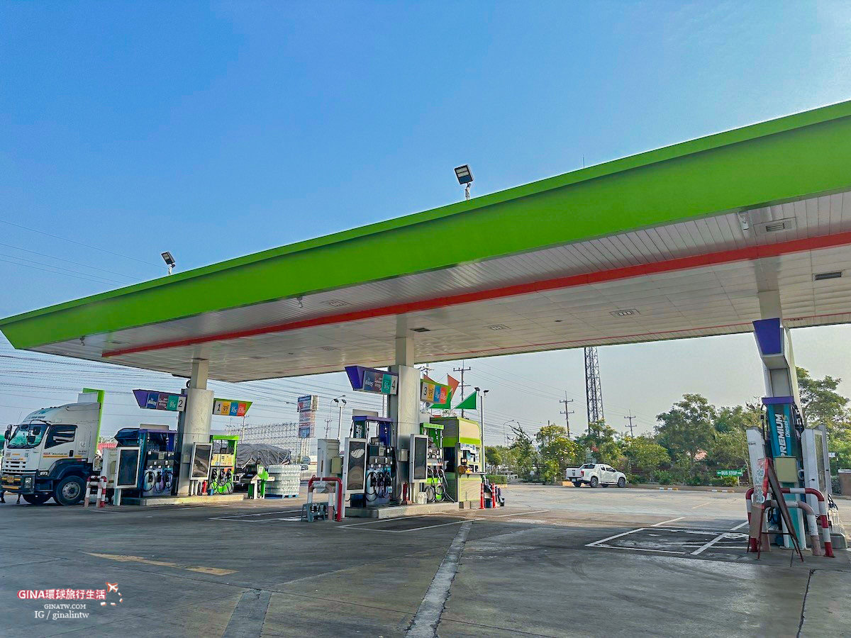 【2023泰國便利商店】曼谷小超商Big C mini Supercenter-曼谷高速公路吃吃喝喝-地鐵Phra Ram 9站、泰國星巴克 @GINA環球旅行生活