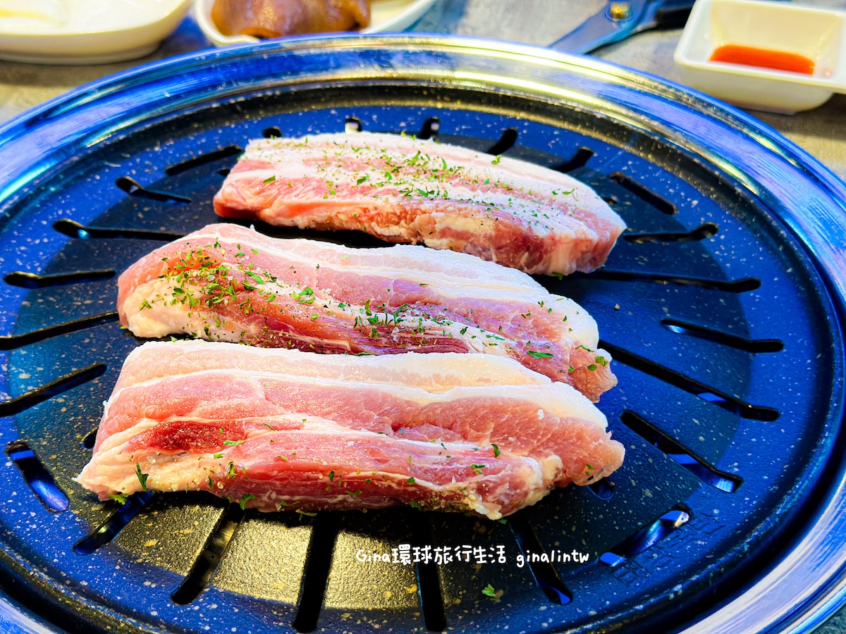 釜山宵夜吃烤肉｜南浦富平西萊海鷗烤肉 附中文套餐菜單 @GINA環球旅行生活