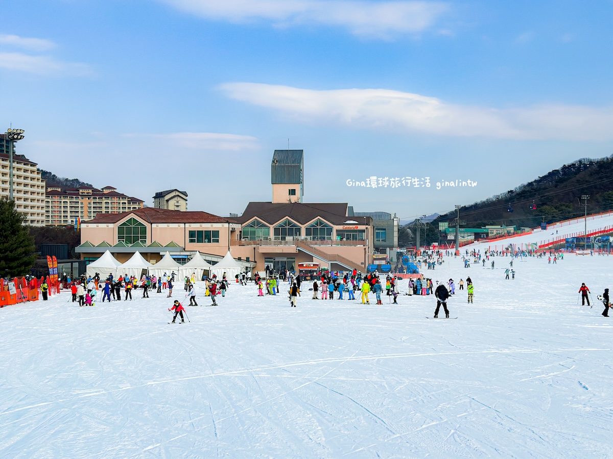 首爾近郊2025｜韓國滑雪2天1夜專業中文教練、洪川大明滑雪場、維瓦爾第度假村 冰雪世界+採草莓｜Just Travel 韓國包車旅遊 @GINA環球旅行生活