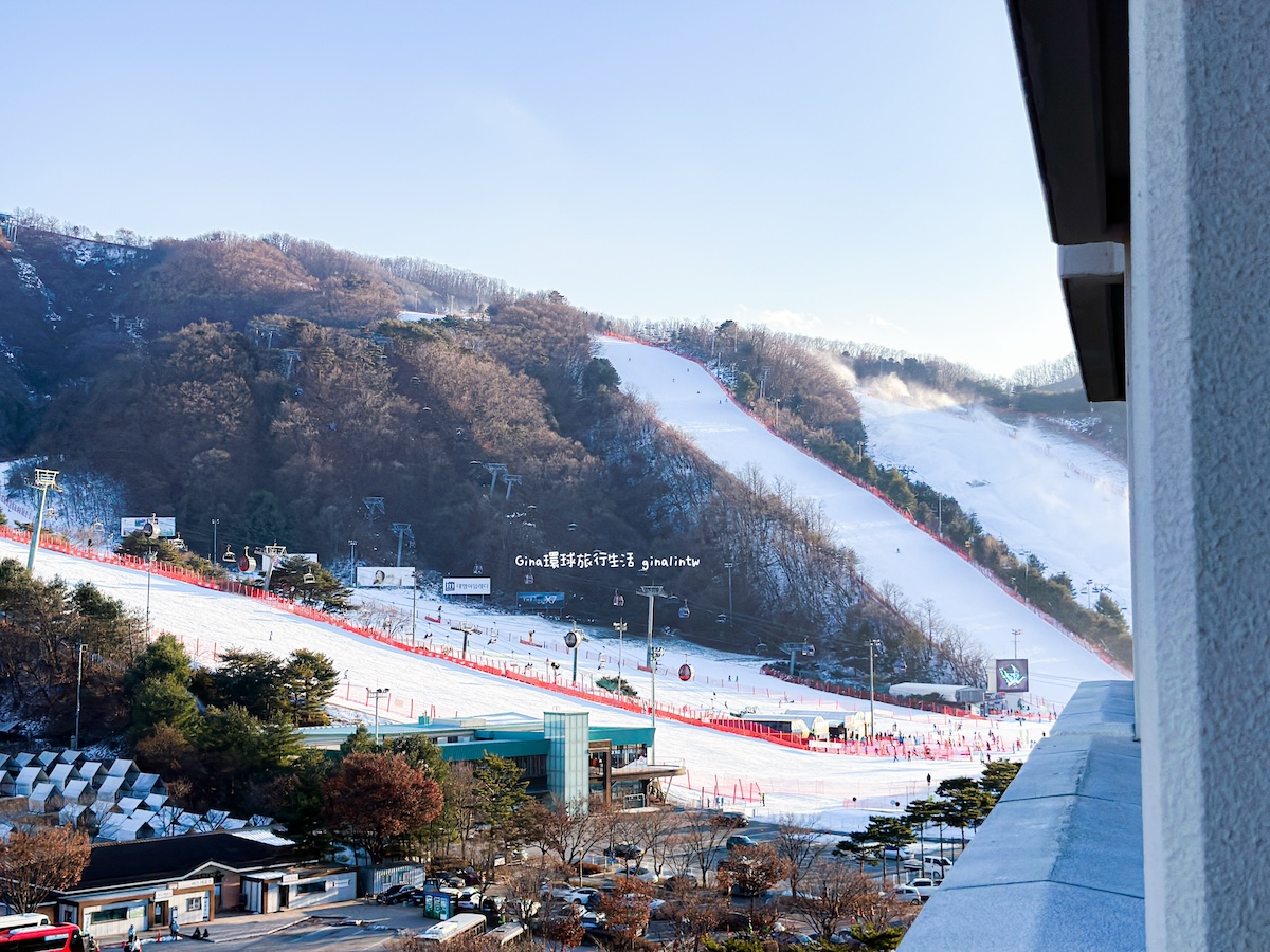 首爾近郊2025｜韓國滑雪2天1夜專業中文教練、洪川大明滑雪場、維瓦爾第度假村 冰雪世界+採草莓｜Just Travel 韓國包車旅遊 @GINA環球旅行生活