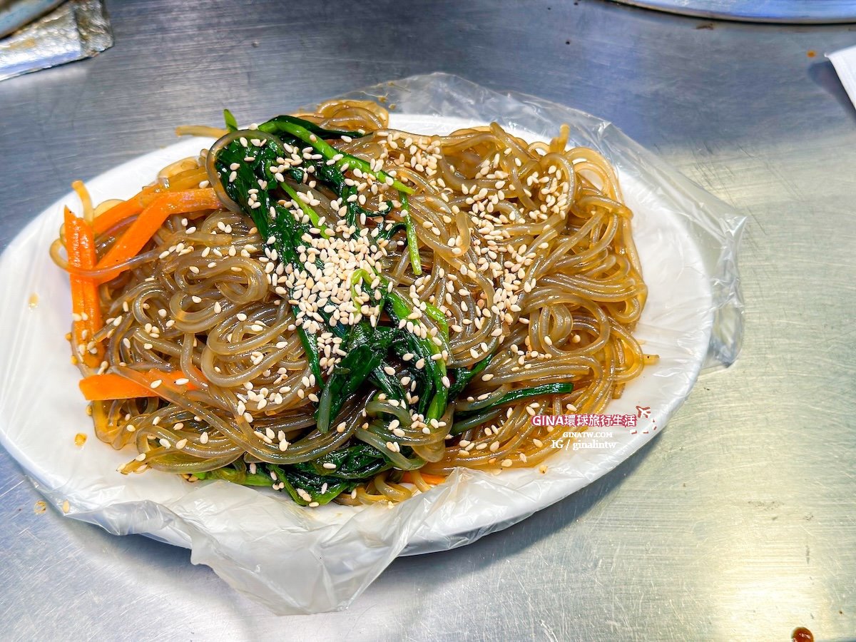 【廣藏市場攻略2025】首爾廣藏市場韓國小吃美食、買韓國棉被價格、韓國小菜打包回台、生牛肉飯捲、糯米麻花捲 @GINA環球旅行生活 【廣藏市場攻略2025】首爾廣藏市場韓國小吃美食、買韓國棉被價格、韓國小菜打包回台、生牛肉飯捲、糯米麻花捲 @GINA環球旅行生活