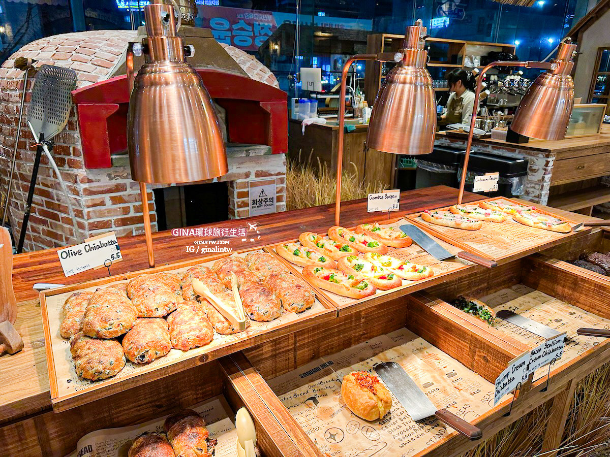 【海雲台咖啡廳2025】海雲台釜山呆萌吐司Standard Bread 首爾聖水洞最近很火麵包店釜山也吃的到！ @GINA環球旅行生活