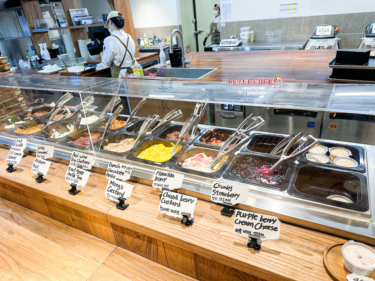 【海雲台咖啡廳2025】海雲台釜山呆萌吐司Standard Bread 首爾聖水洞最近很火麵包店釜山也吃的到！ @GINA環球旅行生活