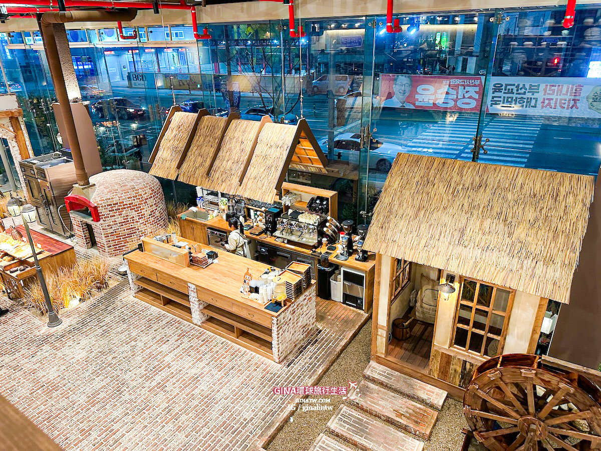 【海雲台咖啡廳2025】海雲台釜山呆萌吐司Standard Bread 首爾聖水洞最近很火麵包店釜山也吃的到！ @GINA環球旅行生活