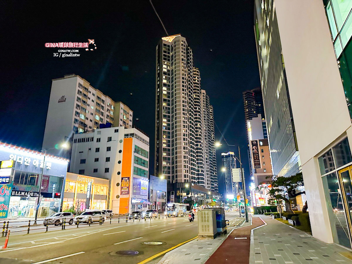 【海雲台咖啡廳2025】海雲台釜山呆萌吐司Standard Bread 首爾聖水洞最近很火麵包店釜山也吃的到！ @GINA環球旅行生活