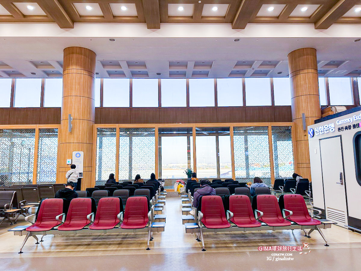 【金浦機場攻略2025】金浦國際機場到首爾市區交通、出入境、退稅教學、N26夜間巴士/公車 @GINA環球旅行生活