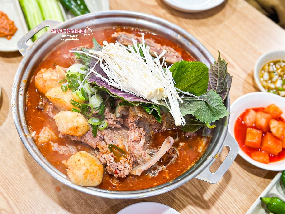 【聖水購物2025】首爾聖水洞必逛Olive Young N超大間、聖水馬鈴薯排骨湯、韓貞仙水果大福(麻糬糯米)、聖水咖啡廳NUDAKE、聖水換錢所 @GINA環球旅行生活