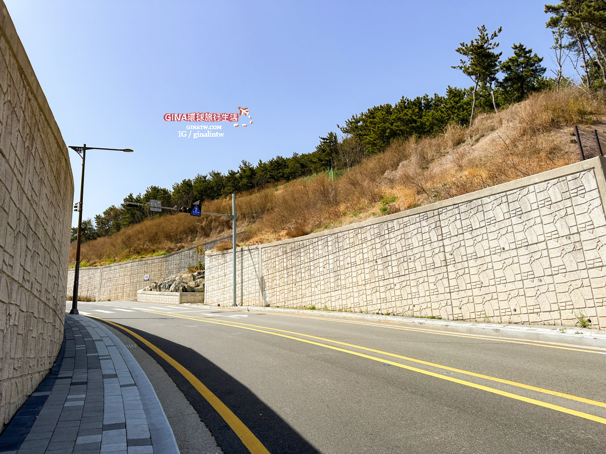 【釜山海景咖啡廳2025】 THRILL ON THE MUG影島咖啡廳菜單、太宗台高空滑索、交通方式 @GINA環球旅行生活