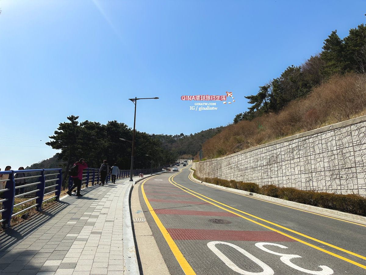 【釜山海景咖啡廳2025】 THRILL ON THE MUG影島咖啡廳菜單、太宗台高空滑索、交通方式 @GINA環球旅行生活
