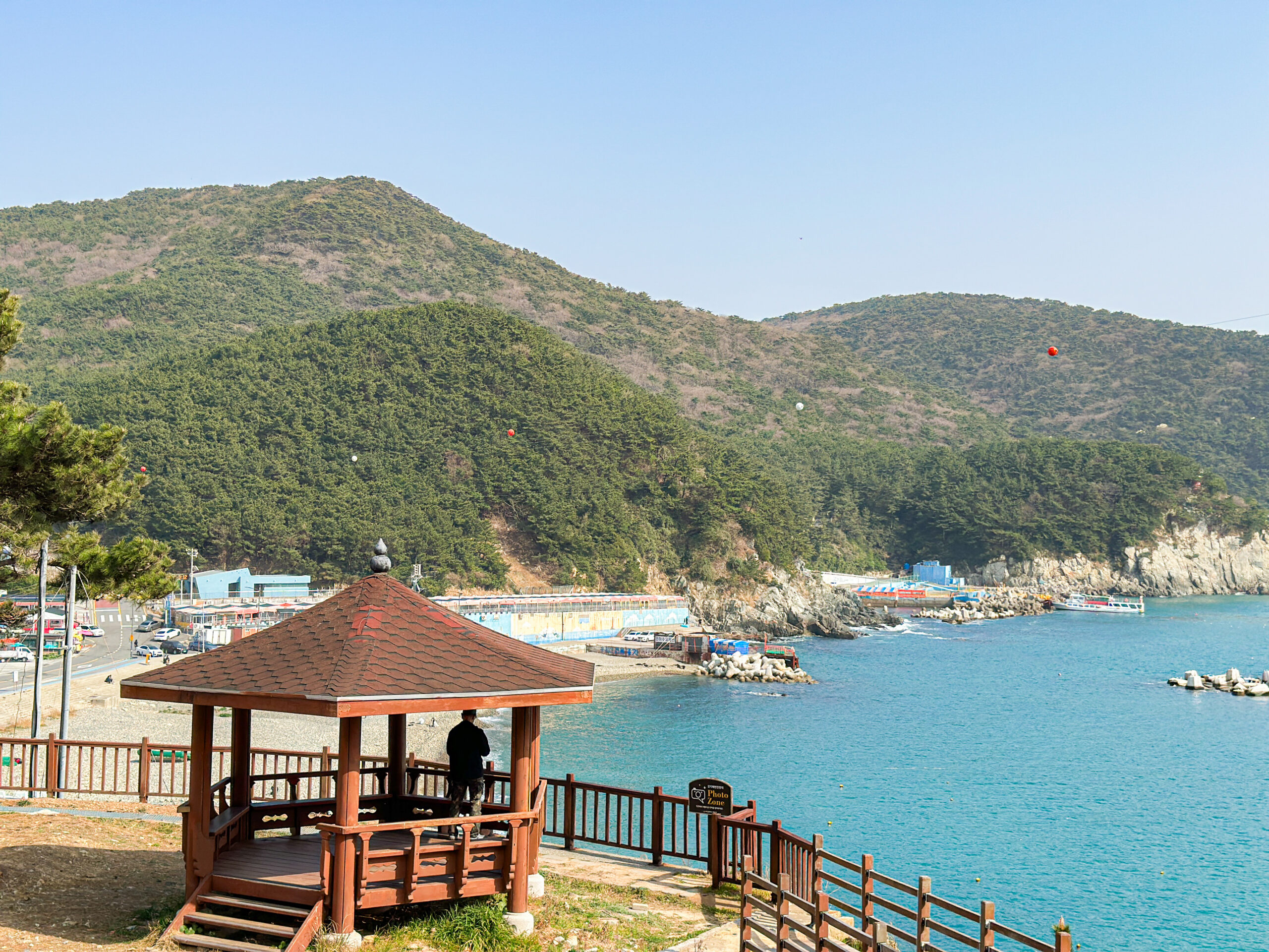 【釜山海景咖啡廳2025】 THRILL ON THE MUG影島咖啡廳菜單、太宗台高空滑索、交通方式 @GINA環球旅行生活