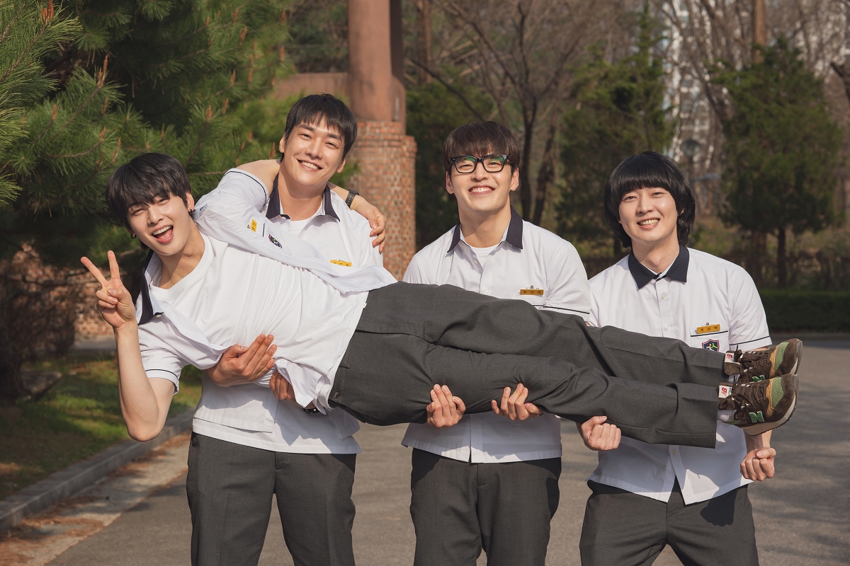 【韓國電影贈票2025】《放飛旅行團》11/14台灣上映 姜河那、金英光、車銀優、姜泳錫、韓善化領銜主演 @GINA環球旅行生活