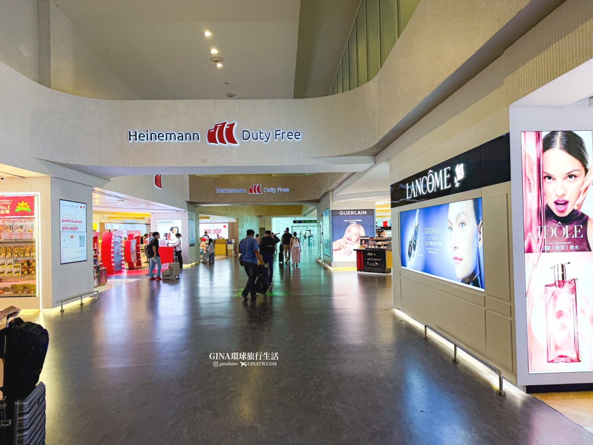 【吉隆坡機場】馬來西亞吉隆坡機場交通、吉隆坡機場快線價格KLIA Ekspres train、吉隆坡換匯、吉隆坡機場計程車、吉隆坡機場美食、霸王茶姬、POTATO CORNER薯條 @GINA環球旅行生活