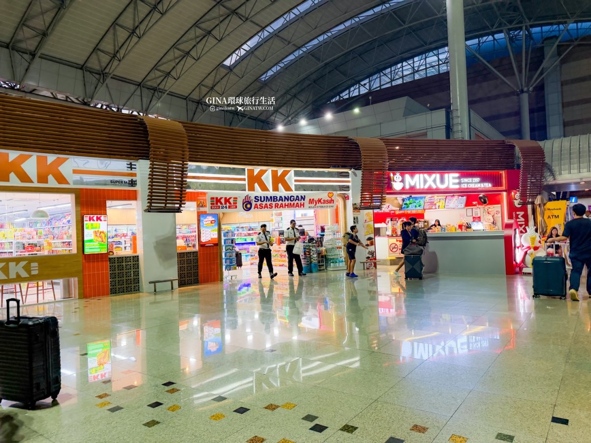 【吉隆坡機場】馬來西亞吉隆坡機場交通、吉隆坡機場快線價格KLIA Ekspres train、吉隆坡換匯、吉隆坡機場計程車、吉隆坡機場美食、霸王茶姬、POTATO CORNER薯條 @GINA環球旅行生活 【吉隆坡機場】馬來西亞吉隆坡機場交通、吉隆坡機場快線價格KLIA Ekspres train、吉隆坡換匯、吉隆坡機場計程車、吉隆坡機場美食、霸王茶姬、POTATO CORNER薯條 @GINA環球旅行生活