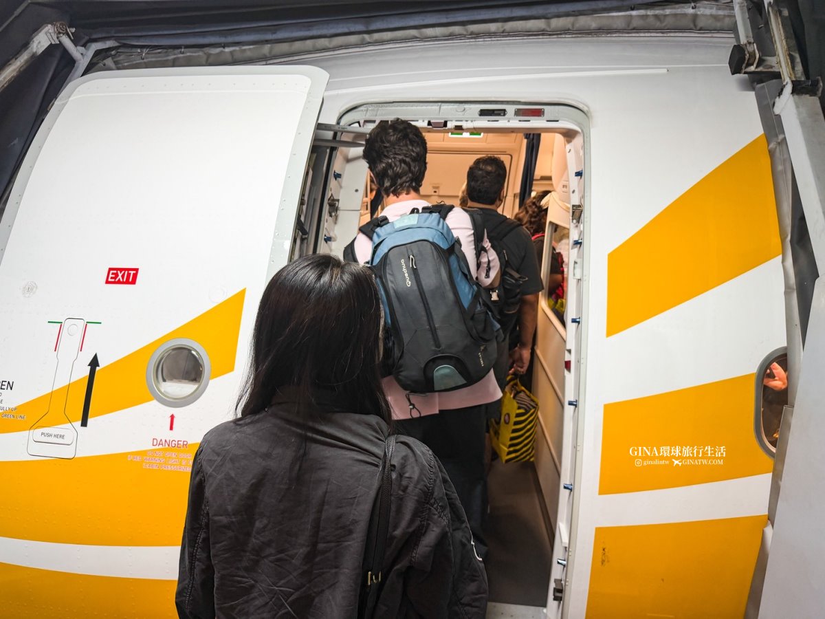 【吉隆坡機場】馬來西亞吉隆坡機場交通、吉隆坡機場快線價格KLIA Ekspres train、吉隆坡換匯、吉隆坡機場計程車、吉隆坡機場美食、霸王茶姬、POTATO CORNER薯條 @GINA環球旅行生活