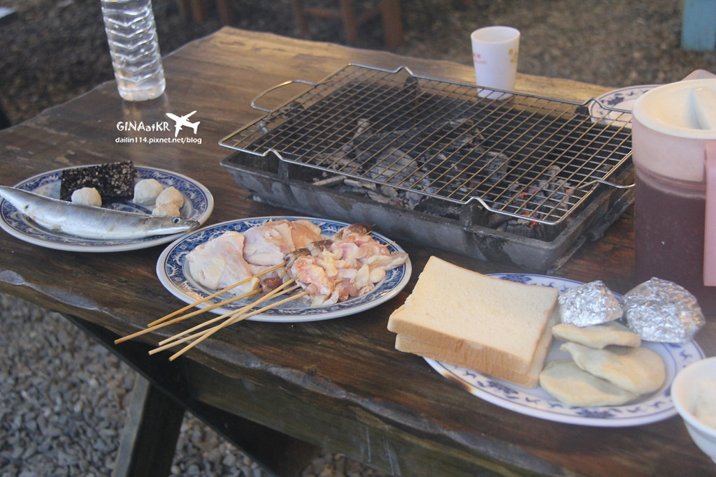 【蘭嶼食記】台灣離島｜紅頭部落｜海岸旁的烤肉派對－海派露天炭烤 @GINA環球旅行生活