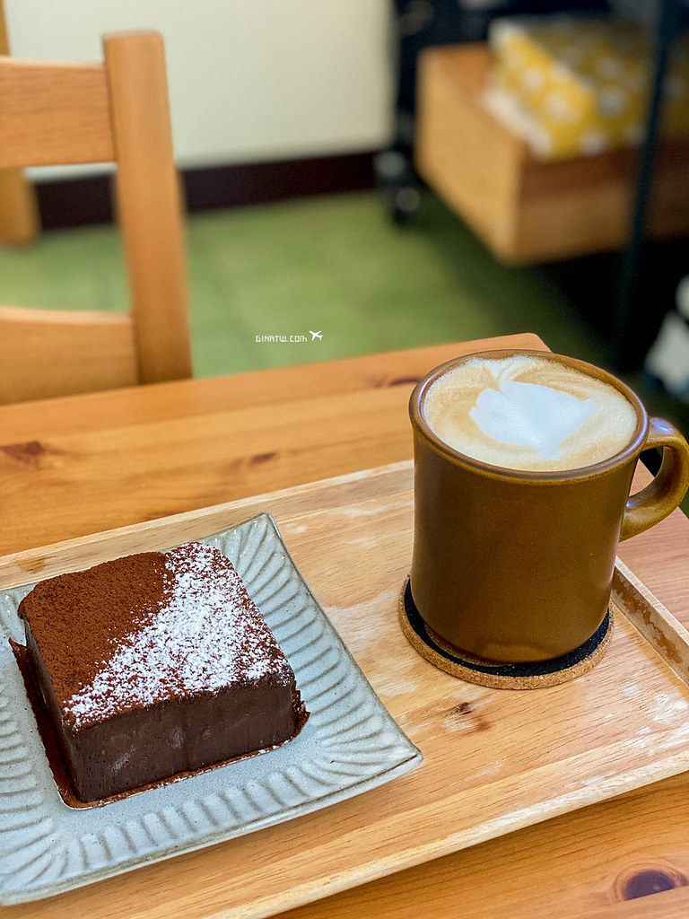 【板橋不限時咖啡廳】窩里返－生巧克力蛋糕｜2020菜單、甜點專賣店 @GINA環球旅行生活