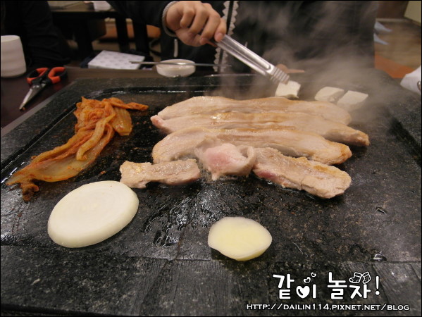 【明洞美食】元堂馬鈴薯排骨湯 뼈찜/원당 감자탕+ 爆走之韓國烤肉隨興吃 @GINA環球旅行生活
