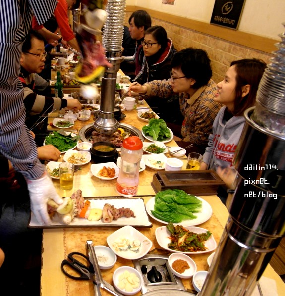 【濟州島美食】韓國烤肉－特大串烤黑豬肉（해오름식당 왕꼬치구이） @GINA環球旅行生活